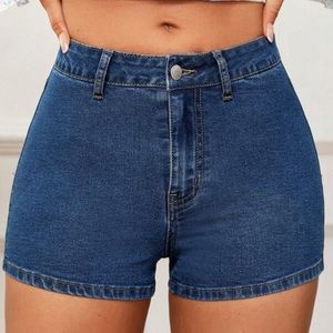 SHEIN High Rise Jean Shorts. Size MEDIUM. High Stretch body fitting